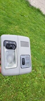 Peugeot 406 stropna lampa.