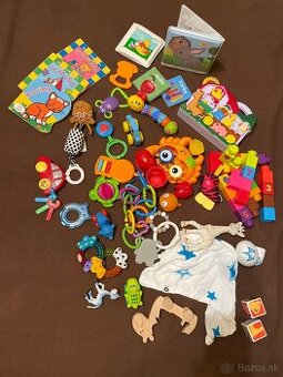 Hračky kojenecké
