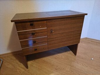 Šijací stroj Veritas