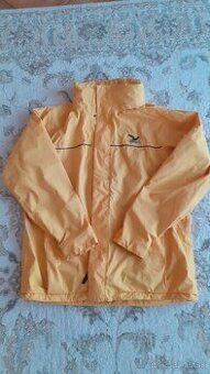 Salewa bunda + Salewa šiltovka.