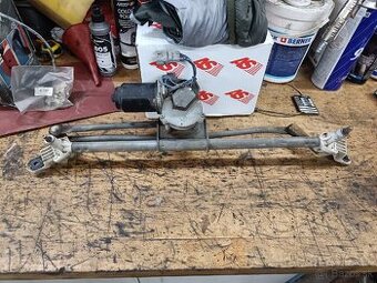 Mechanizmus stieračov Suzuki Swift