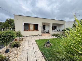 Bungalov v obci Závada - 1