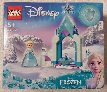 LEGO Disney Frozen 43199 - Elsa a zámocké nádvorie