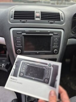 Predám BOLERO  pre Škoda Octavia II 2 AUTORÁDIO