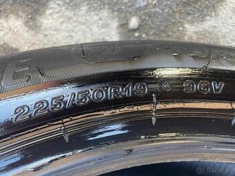 225/50r19 96v - 1