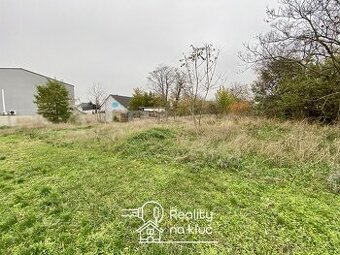 Na predaj stavebný pozemok pri centre mesta v Nových Zámkoch