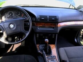 bmw e39 interier rozpredaj na diely