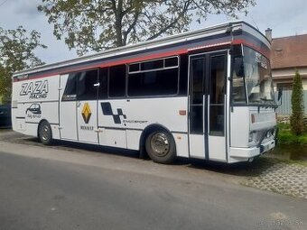 Obytný autobus Karosa special servis . -
