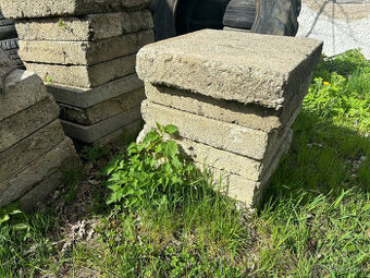 betonove kocky 50x50x10cm