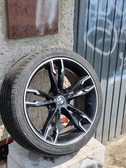 Disky s letnými pneu BMW