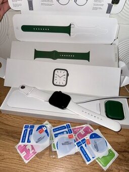 Apple Watch 7 - 45mm zelené