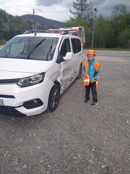 Toyota proace city