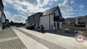 BA/VRAKUŇA- Prenájom 5i bytu s predzáhradkou, terasou a 2 x