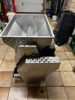 Predam odstopkovac na hrozno