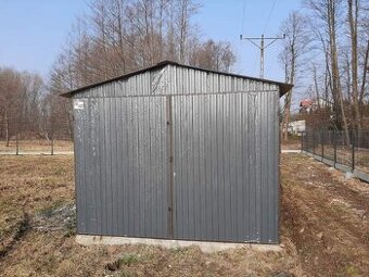 Plechová garáž 3×5 m - sedlová strecha - RAL7016