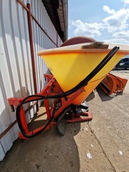 Rozmetadlo s hydraulickým pohonom