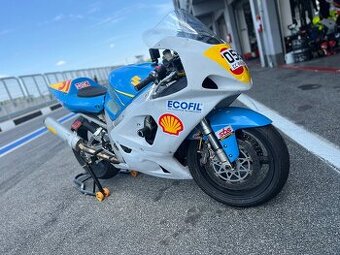 Suzuki GSXR 750 K2