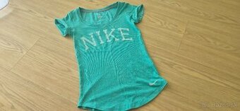Nike damske tricko - 1