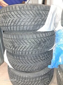 Predám celoročné pneumatiky 235/50/R19
