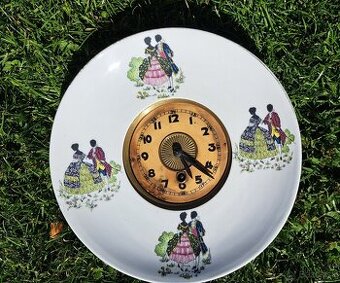 Porcelanove rokokove hodiny