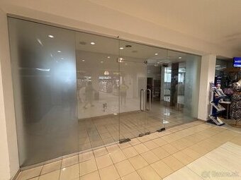 Prenájom obchodného priestoru v OD Prior v širšom centre PP