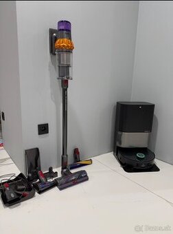 Dyson V15s Detect Submarine v zaruke