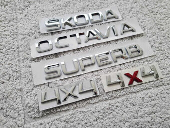 ŠKODA nápisy ČIERNE / CHROMOVE