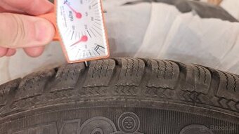 Predam zimne pneu vw polo