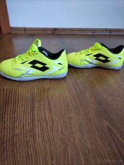 Destká halová obuv lotto