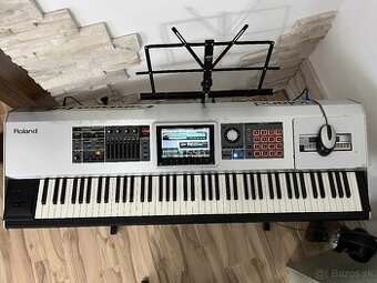 Roland Fantom G 8