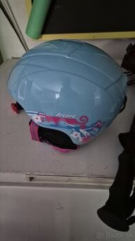 Predám detskú prilbu na lyže