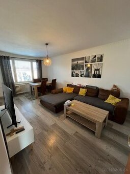 Prenajmem 2,5 izbový byt na Zlatom potoku