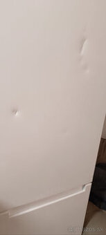 Chladnicka Indesit LI9S2EW