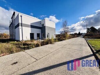 NA PREDAJ-Moderná komerčná budova vo fáze finalizácie–SENICA