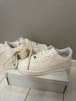 Nike Jordan Air Force 1