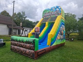 Skakaci hrad 6x3x6 m - MINECRAFT