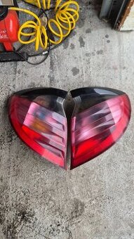 Náhradné diely Mercedes W203 a CL203