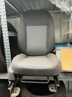 sedadlo ford focus 2005