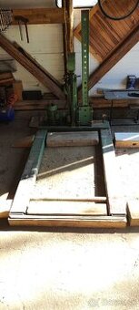 Predám nožnicový zdvihák