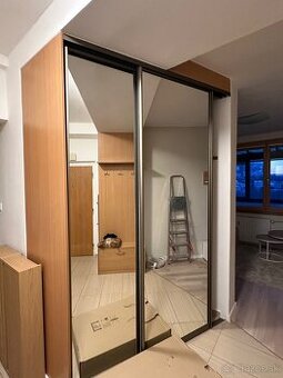 Predám vstavanu skriňu (atyp)