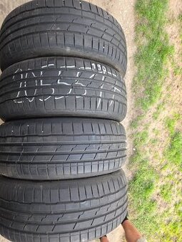 Pneumatiky 205 55 17 letné Zn.hankook