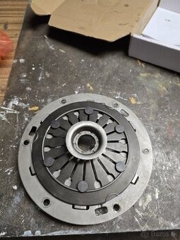 Pritlacny tanier spojky M22aM24