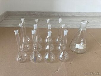 Laboratórne sklo - banky 100 cm3