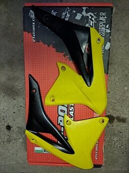 Plasty rmz