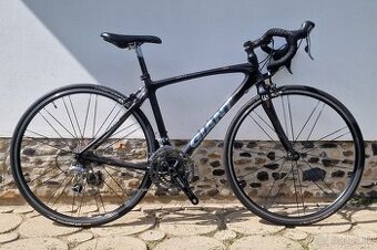 Predám cestný bicykel GIANT veľkosť S