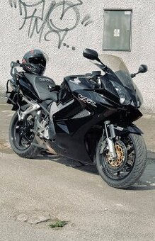 Honda VFR 800