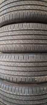 Predám 4ks pekné letné 235/55r18-104V Continental