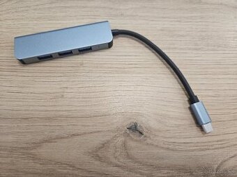 USB hub 4xUSB