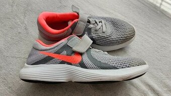 Tenisky Nike