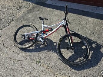 Predám Specialized Status 2015 M